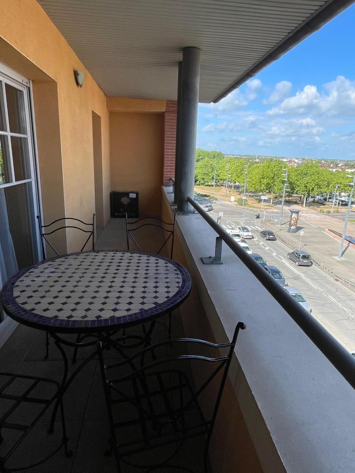 City Rose T2, Climatisation,Parking Prive, Piscine, Wifi , Tout Confort Toulouse Kültér fotó